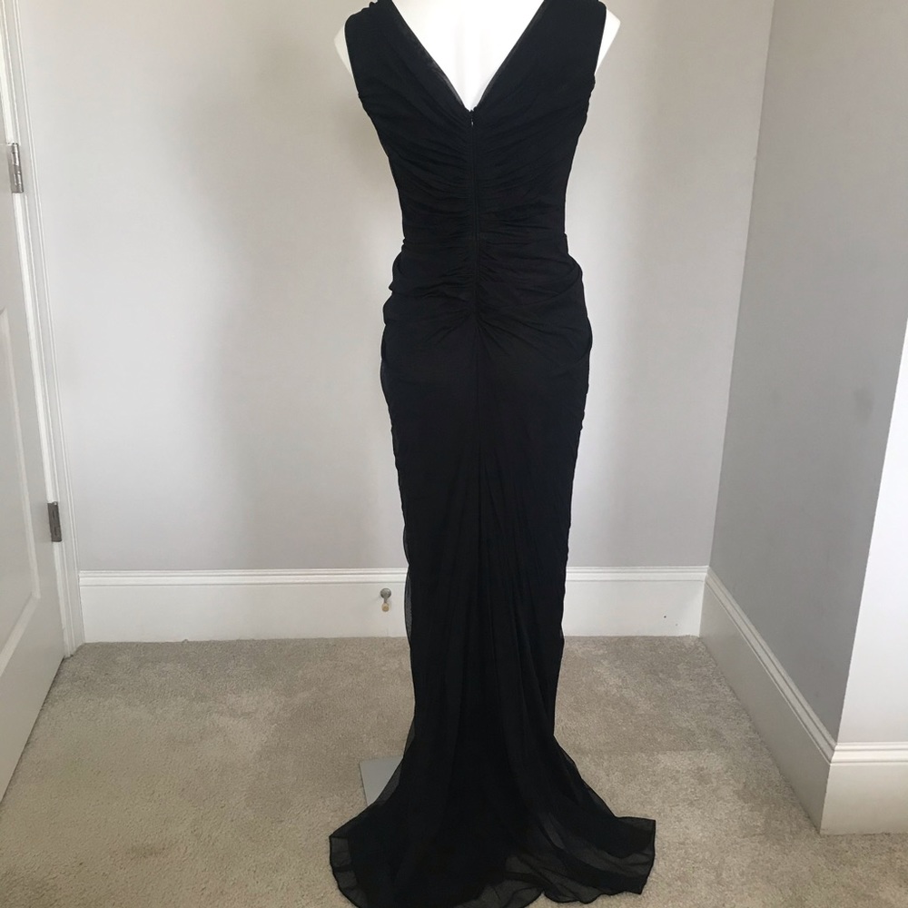 Formal dress - Picture 3 of 5